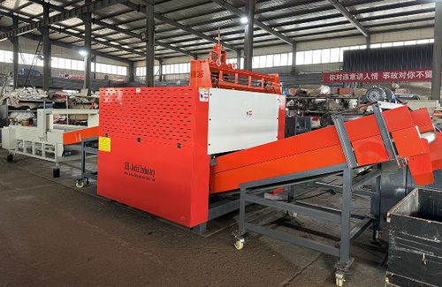 Últimas notícias da empresa sobre Máquina de corte de rafia de PP fácil alimentação e alta eficiência de trabalho,PP grande sacos pré triturador com detector de metais