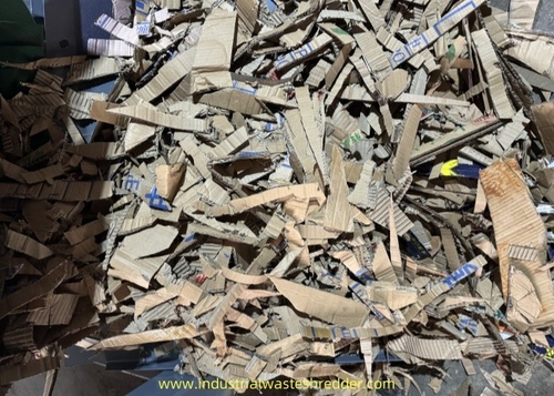 Últimas notícias da empresa sobre Exemplos de corte de cartão, triturador de papel e livros, triturador de cartão e cartão, moinho de resíduos de embalagens com estrutura pesada