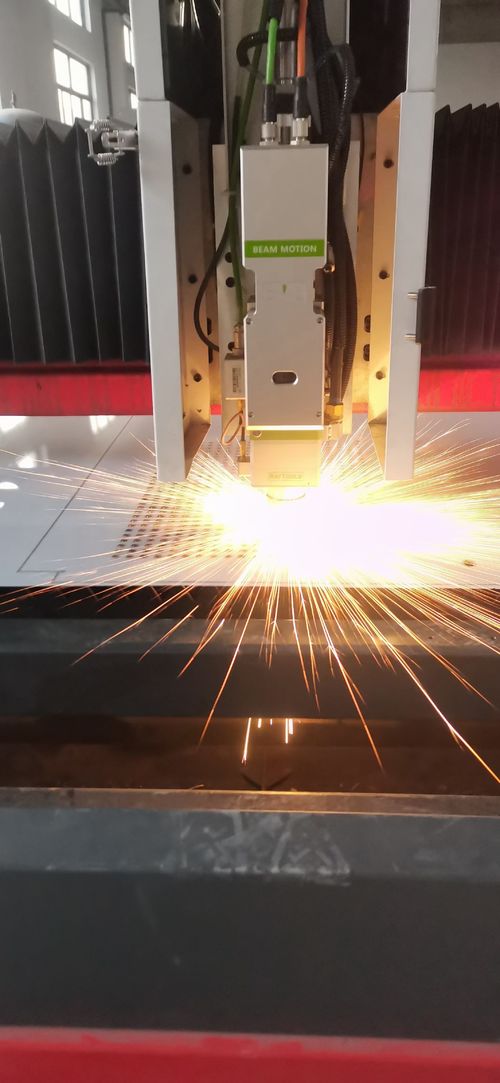 Últimas notícias da empresa sobre Avanços de ponta na tecnologia de corte a laser de fibra