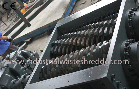 Bom preço. Retalhadora Waste industrial feita sob encomenda de E, máquina Shredding do computador de dois motores on-line