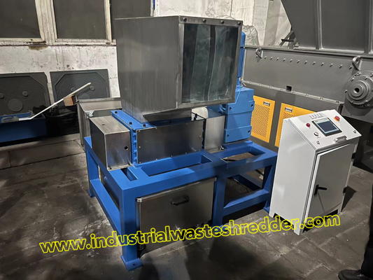 Bom preço. Máquina de trituração multifuncional pequena de eixo duplo para garrafas de medicamentos garrafas de leite máquina trituradora com cobertura de aço inoxidável como proteção on-line