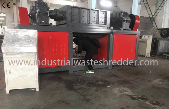 Bom preço. Projeto mecânico áspero de baixa velocidade industrial da retalhadora Waste do cilindro plástico on-line