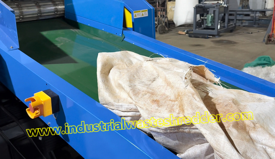 Bom preço. PP Raffia Jumbo Sack Crusher Super Big Sacks Grinder com ferramenta de liga durável de aço lâminas rotativas Economia de energia 1600B on-line