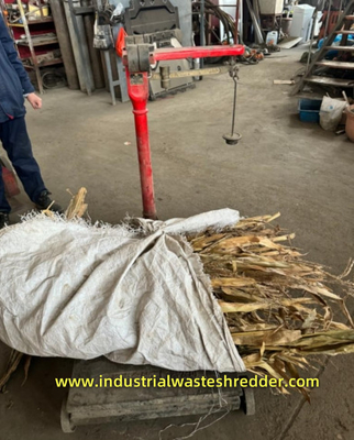 Bom preço. Triturador de resíduos agrícolas Triturador de palhas de milho Triturador de palhas rotativas on-line