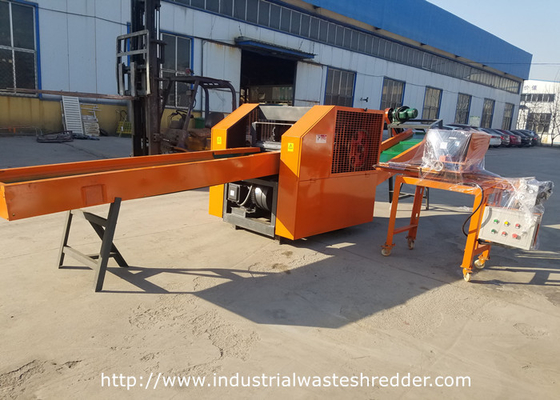 Bom preço. Corte industrial do consumo da baixa potência da retalhadora Waste do coxim da almofada do saco-cama da barraca on-line