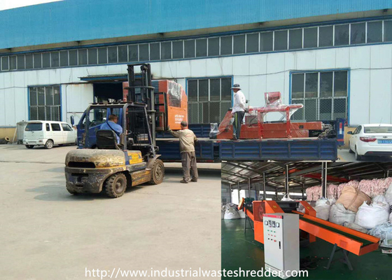 Bom preço. Máquina industrial automotivo da retalhadora do interior 1400mm de TPO on-line
