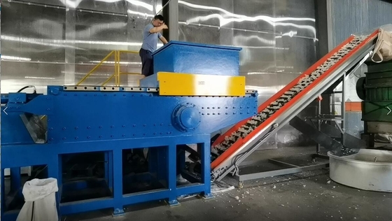 Bom preço. O plástico do PC do HDPE da série de XRM considera o tamanho mínimo da saída da retalhadora 20 milímetros de altura eficazmente on-line